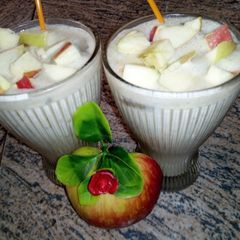 A picture of Banana &Apple smothie.