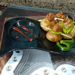 A picture of Peas potli.