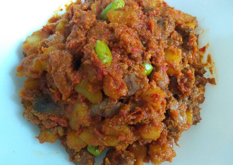 Cara membuat 116. Stok bumbu dasar merah : Sambel Kentang Hajatan yang lezat Untuk Jualan