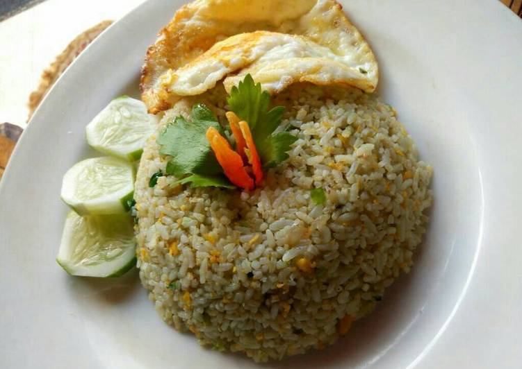 5Resep: Nasi goreng ijo atau cabe ijo yang Gurih