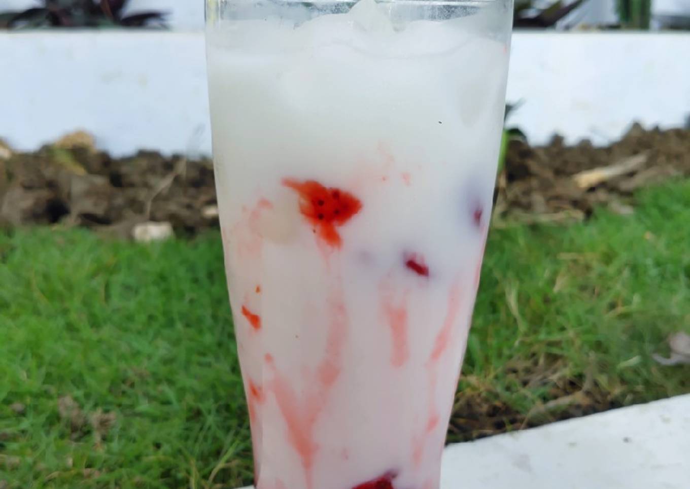 15. Milky strawberry korea