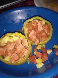 Una foto de Mis primeros pimientos rellenos hechos en casa