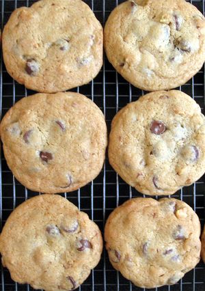 A picture of Very Sweet American Style Chewy Choco Chip Cookies.