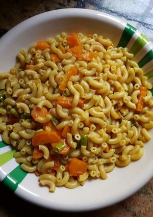 A picture of Vegetables macaroni.