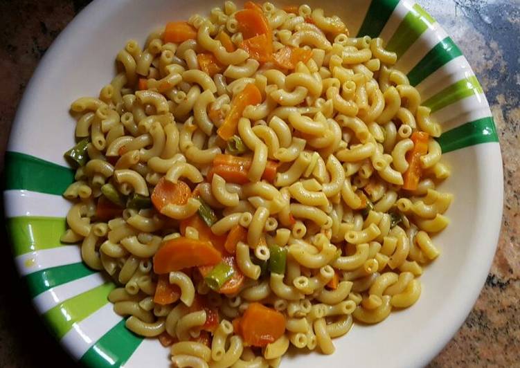 Vegetables macaroni