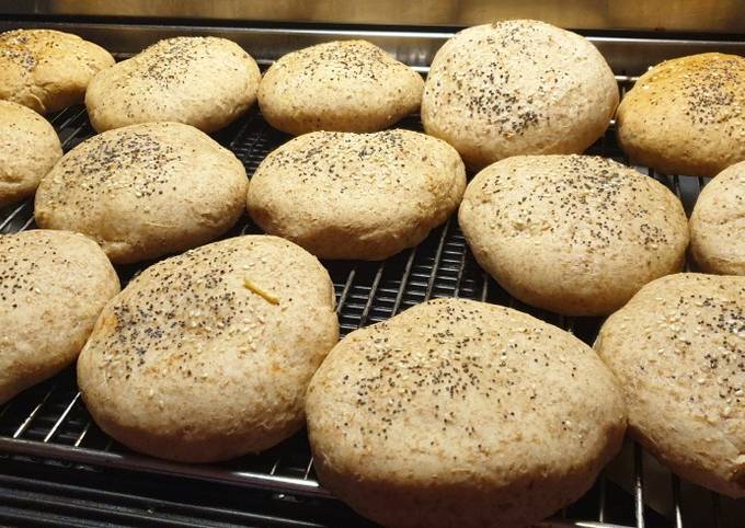 Pan de papa con harina integral y salvado de trigo Receta de Andrea- Cookpad