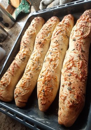 Una foto de Pan de orégano y queso parmesano
