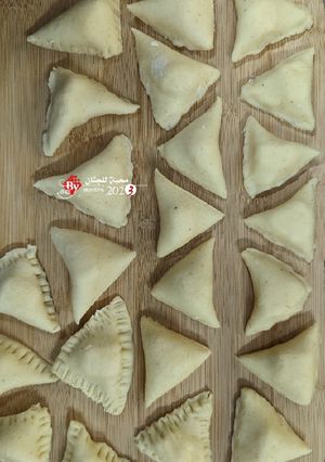 صورة لوصفة مثلثات السميد