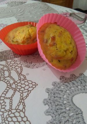 Una foto de Bizcochitos de calabacín y jamón