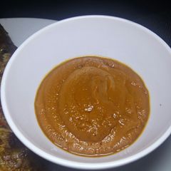 A picture of Barbecue chilli sauce.