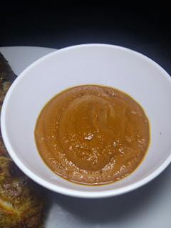 A picture of Barbecue chilli sauce.
