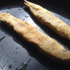 A picture of Spicy Potato Peanut tikki roll.