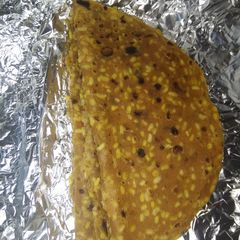 A picture of Dal ki puri.