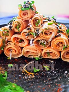 बीटरूट खांडवी (Beetroot Khandvi recipe in Hindi) रेसिपी मुख्य फोटो