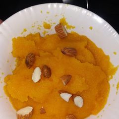 A picture of Suji ka Halwa.