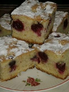 O poză a rețetei Prăjitură cu vișine.