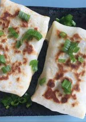 A picture of Peri Peri Chicken crepe.