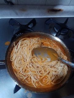Una foto de Pasta con salsa de jitomate