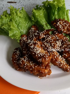 Foto resep Yangnyeom Tongdak (Ayam Goreng Pedas ala Korea) Full Bumbu Lokal