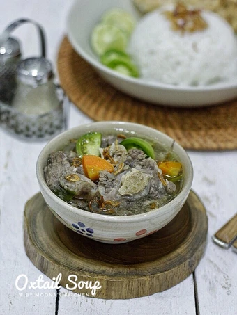 Cara Mudah Menyiapkan Resep Oxtail Soup (Sop Buntut) yang Menggugah Selera