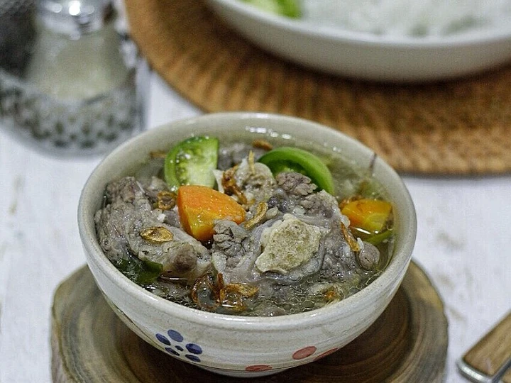 Cara Mudah Menyiapkan Resep Oxtail Soup (Sop Buntut) yang Menggugah Selera