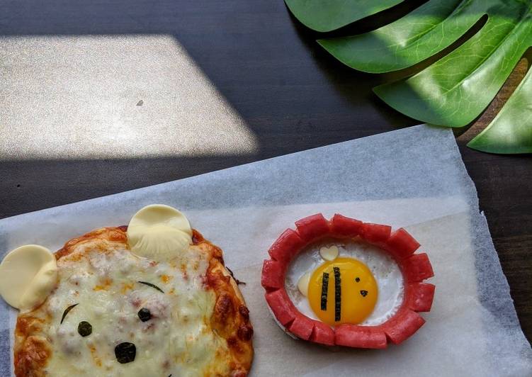 How to Prepare Appetizing Cheesy Pizza With Egg In A Sausage Recipe (Silver Lining In ☁️)