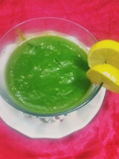 मूली के पत्ते की चटनी (Mooli ke patte ki chutney recipe in hindi) रेसिपी मुख्य फोटो