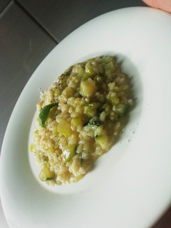 Una foto de Risotto de Calabacín... ¡Fácil, rápido y bueníiiiisimo!