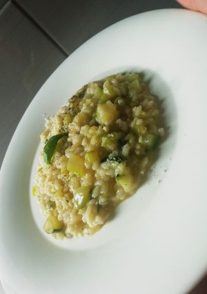 Una foto de Risotto de Calabacín... ¡Fácil, rápido y bueníiiiisimo!