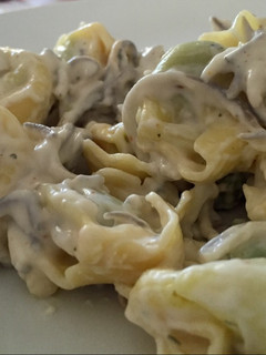 Una foto de Ravioli de ricotta y espinacas con salsa de gulas