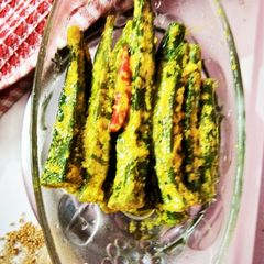 A picture of Steamed okra.