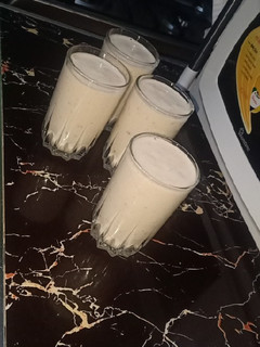 A picture of Pineapple Banana and Cranberries Smoothie.