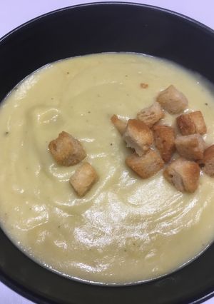 Una foto de Crema de calabacín a mi manera