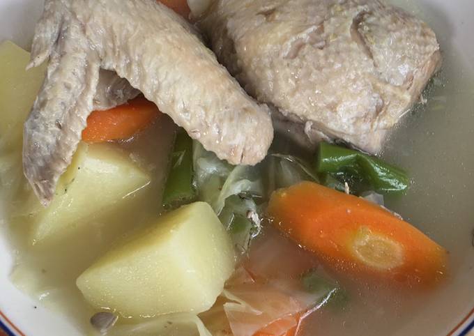Resep Sup Ayam Andalan yang Menggugah Selera