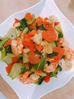 Hình của món Rau củ xào tôm.