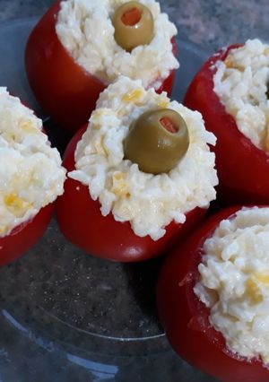 Una foto de Tomate relleno