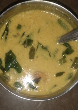 कड़ी (kadhi recipe in Hindi) रेसिपी मुख्य फोटो