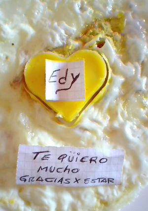 Una foto de Huevo frito corazón para mi amiga del alma 💗💗💗💗
