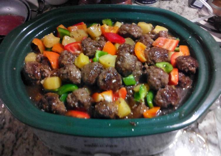 Recipe of Speedy Pineapple sweet and sour meatballs
