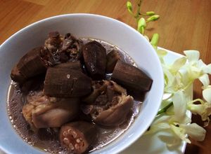 Hình của món Giò heo hầm chuối chát.