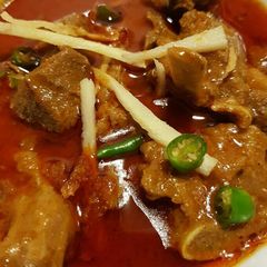 A picture of Nihari.