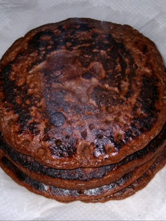 Una foto de Pancakes de Avena y Plátano[Sabor de chocolate]✔Muy Ricos✔