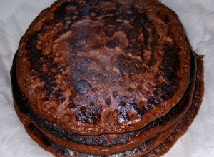 Una foto de Pancakes de Avena y Plátano[Sabor de chocolate]✔Muy Ricos✔