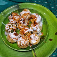A picture of Dahi puri.