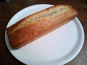 Une photo de banana bread