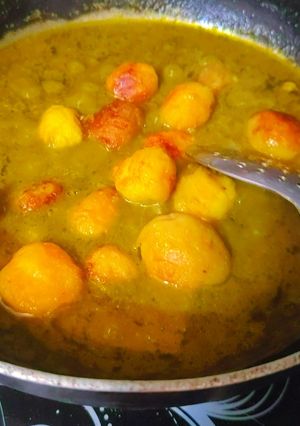A picture of Palak dum Aloo.
