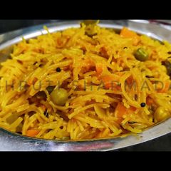Mixed vegetable vermicelli upma A picture of Mixed vegetable vermicelli upma.