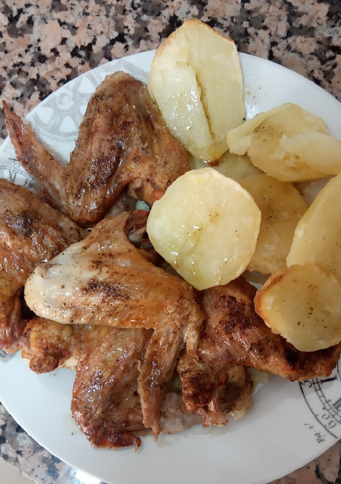 Una foto de Alitas de pollo al horno