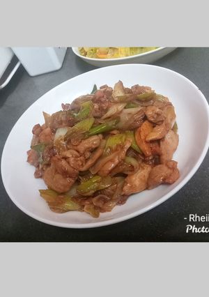 Foto resep Ayam tumis daun bawang besar ala hongkong