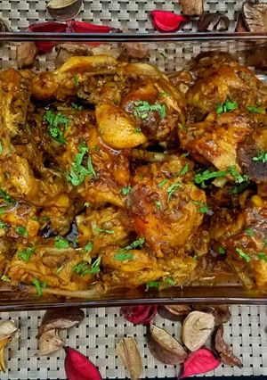 A picture of Red spicy chicken lazeez.